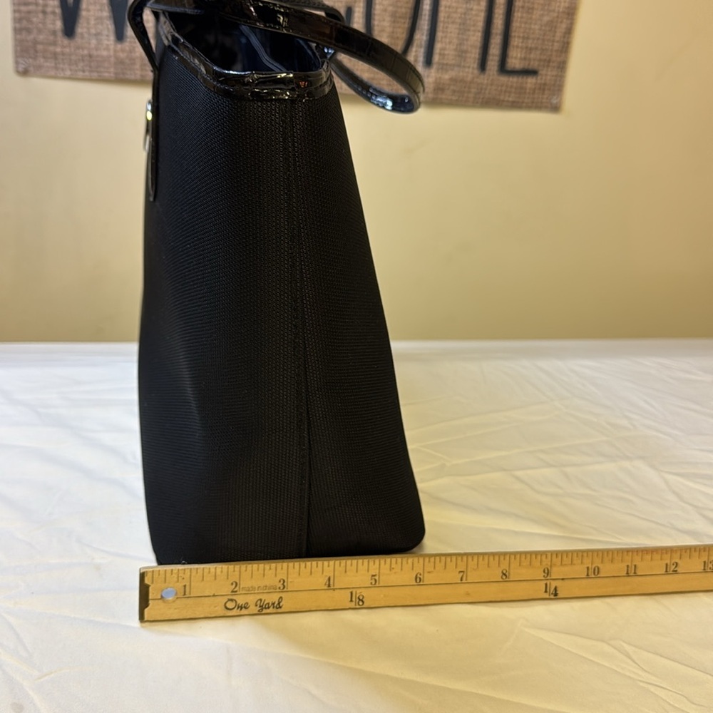 Joy‎ Mangano Gray Tote Bag with Sleek Design - Picture 3 of 10
